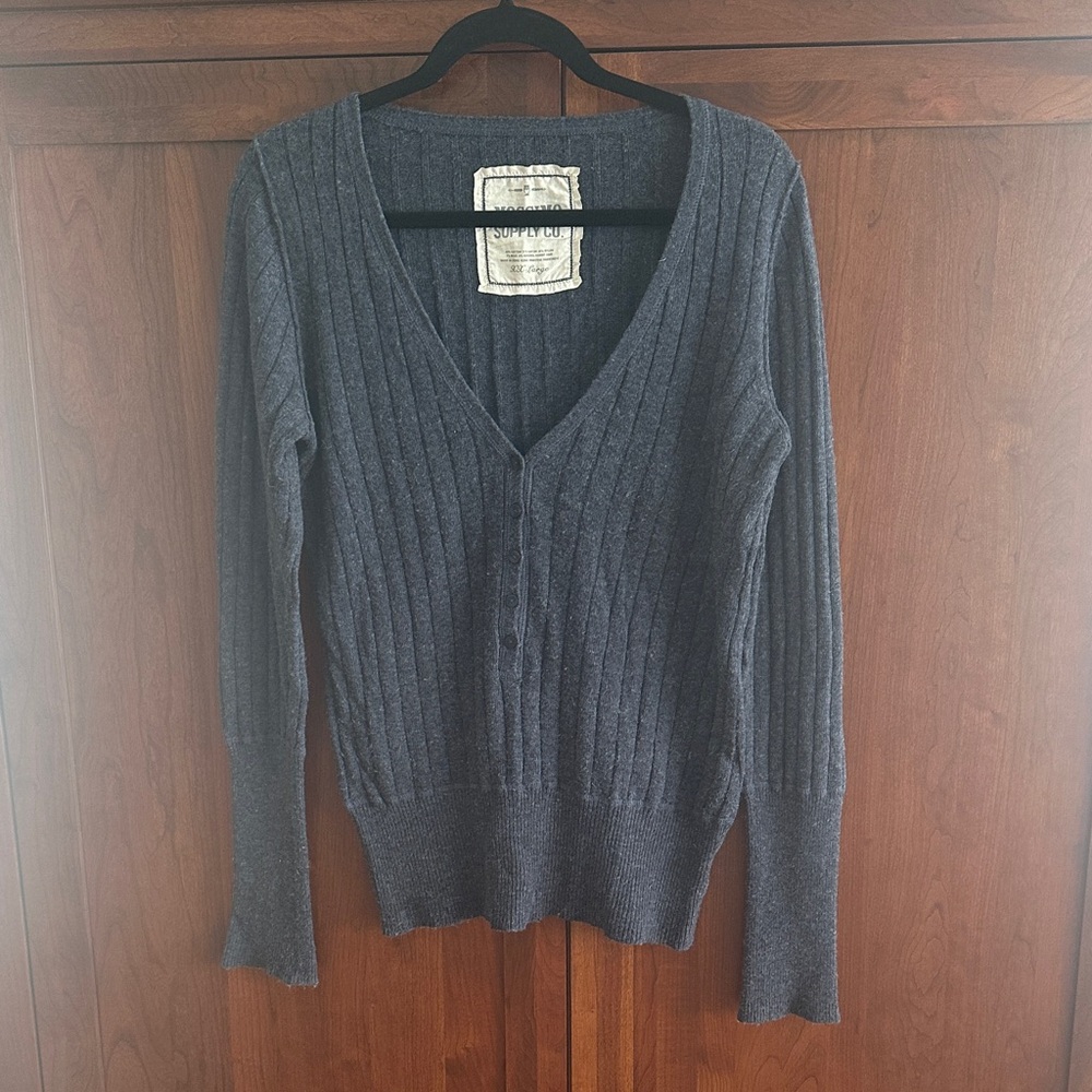 Deep V-neck long sleeved sweater